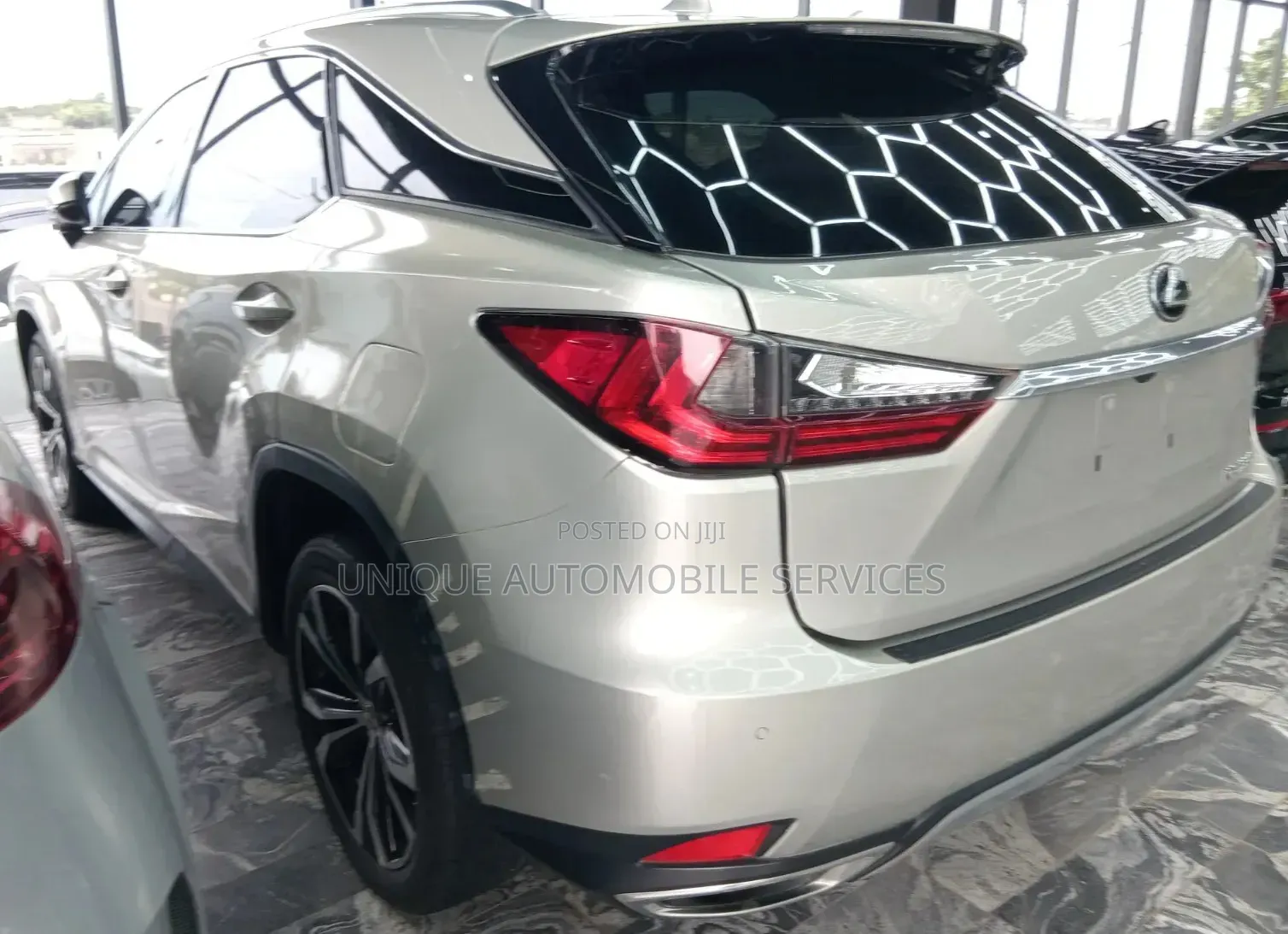 Lexus RX 350L 4WD 2021 Gold