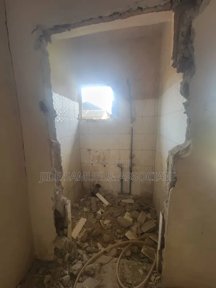 Mini Flat in Ayobo for sale