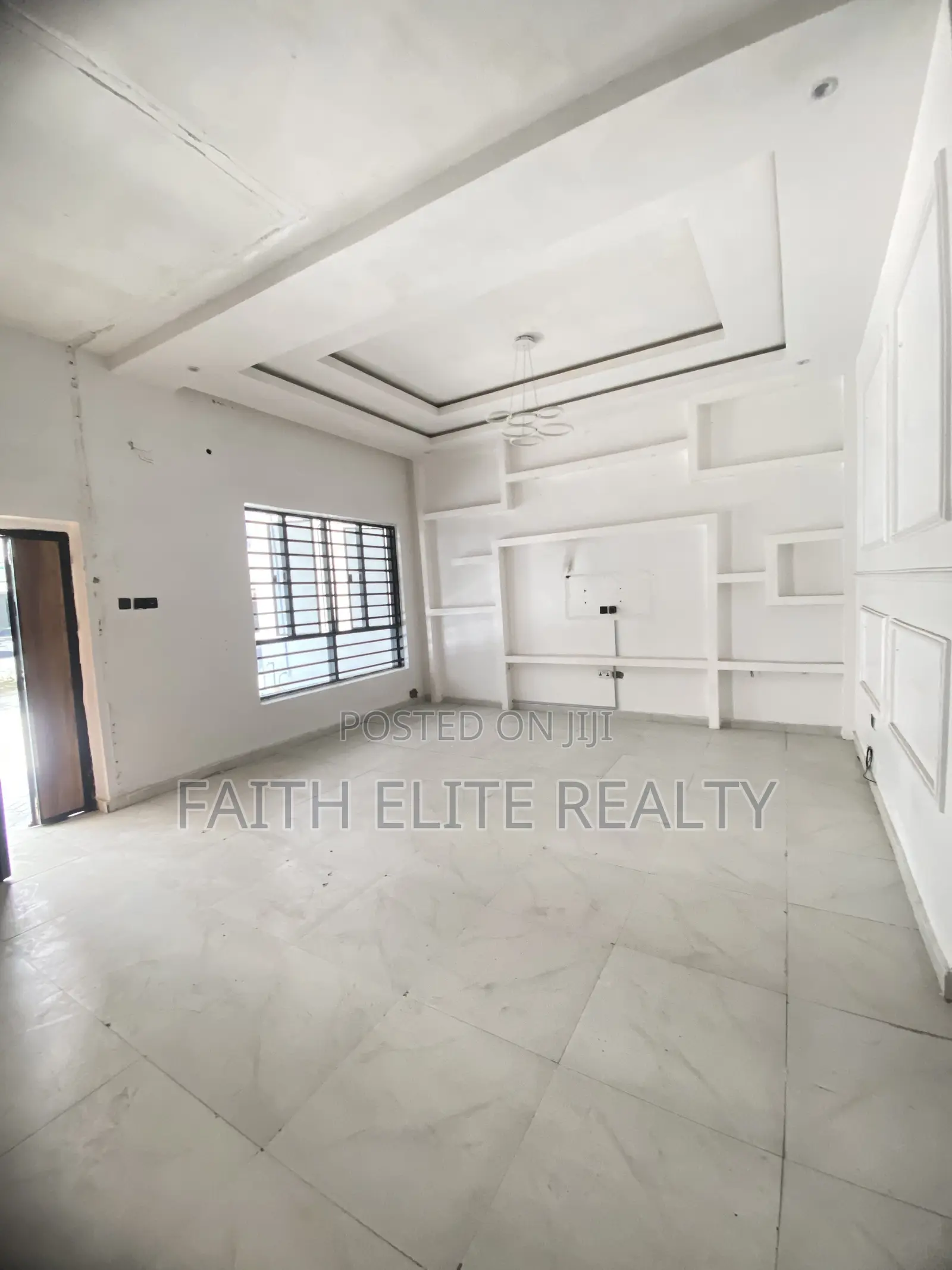 4bdrm Duplex in Orchid Road, Lekki Expressway for sale