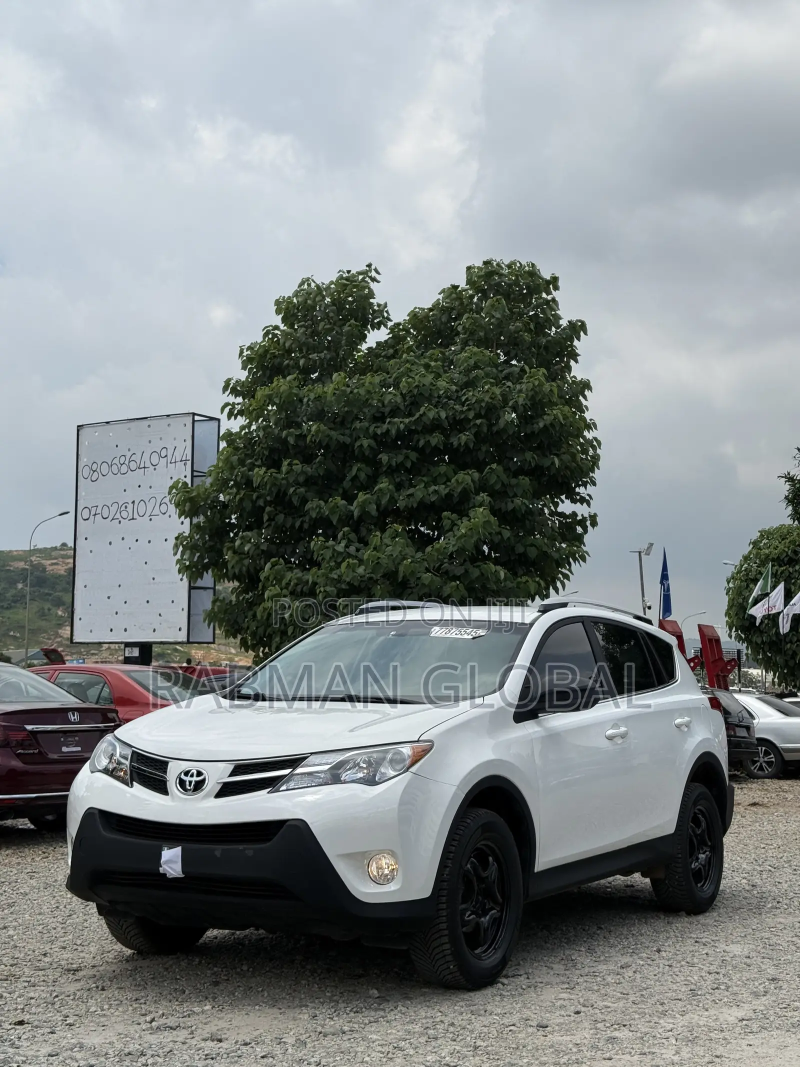 Toyota RAV4 LE 4dr SUV (2.5L 4cyl 6A) 2014 White