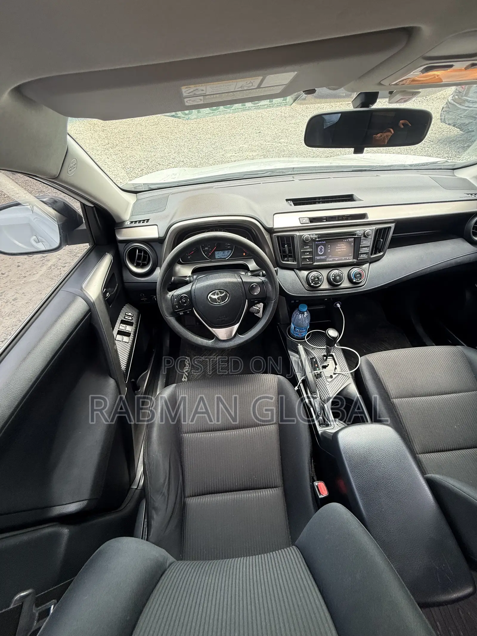 Toyota RAV4 LE 4dr SUV (2.5L 4cyl 6A) 2014 White