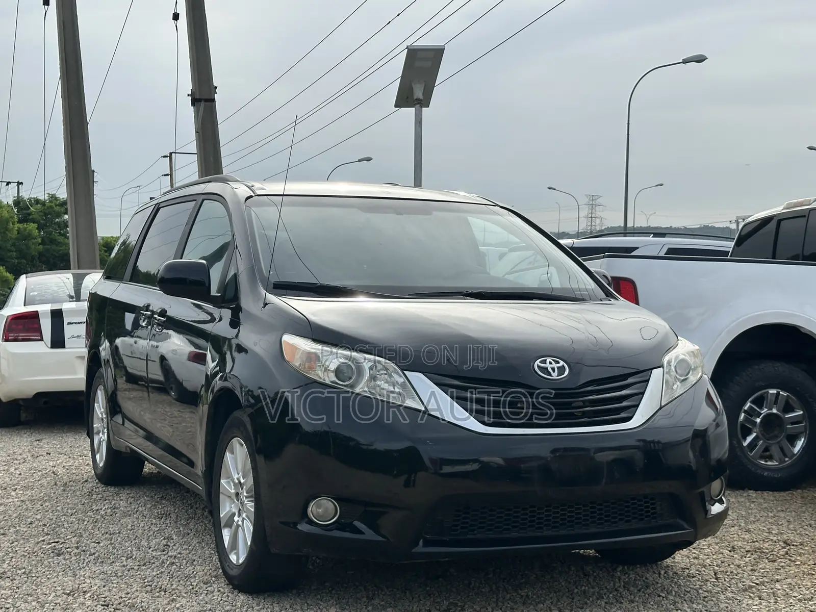 Toyota Sienna 2012 Black