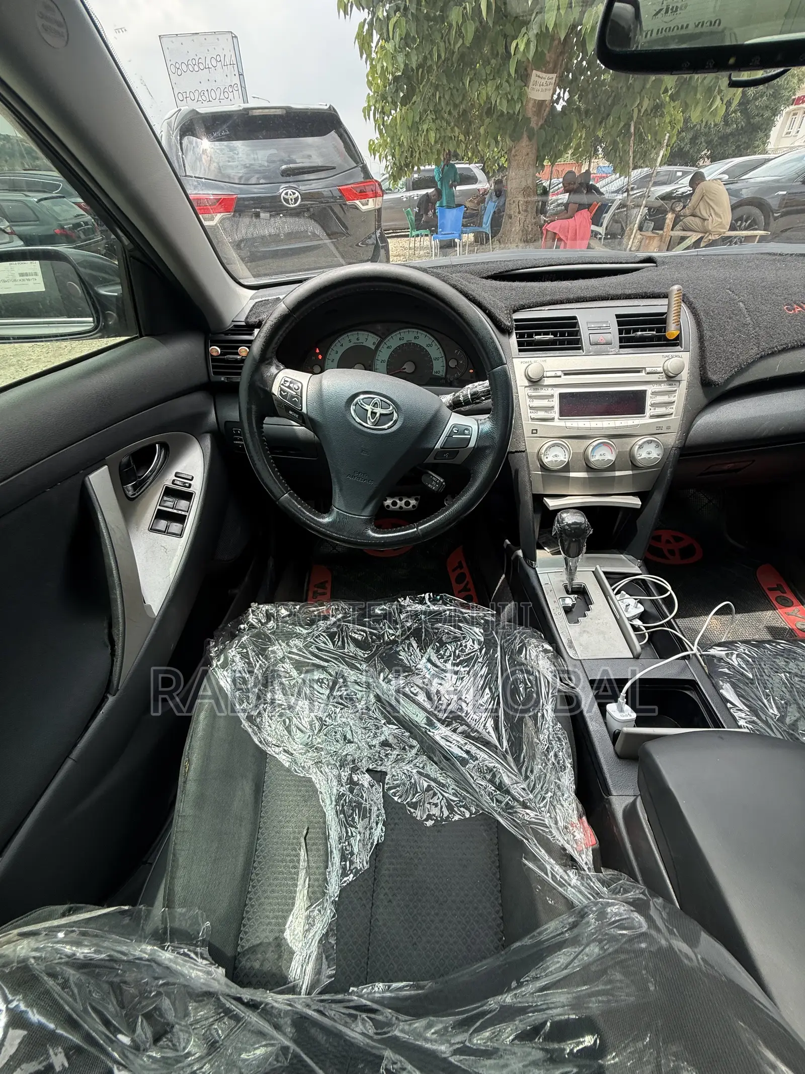 Toyota Camry SE 4dr Sedan (2.5L 4cyl 6AM) 2010 Gray