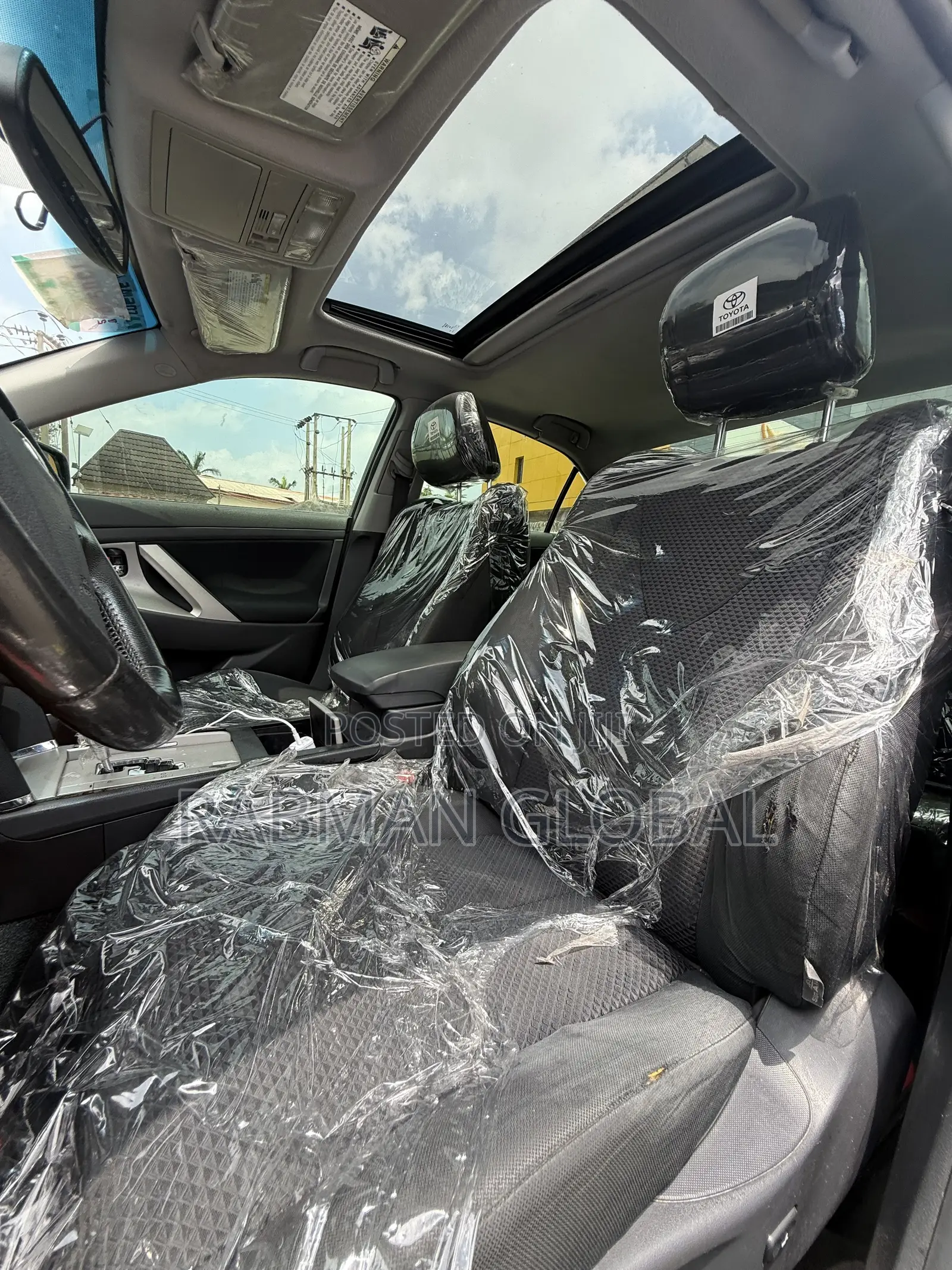 Toyota Camry SE 4dr Sedan (2.5L 4cyl 6AM) 2010 Gray