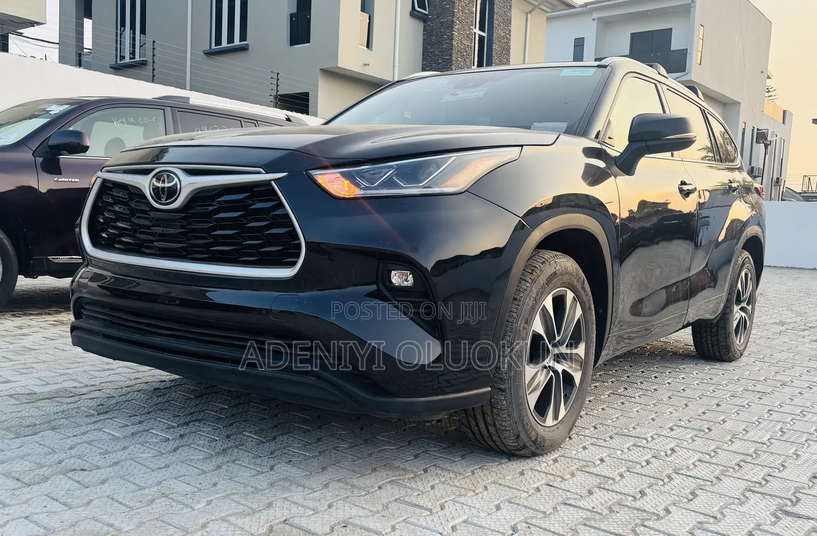 Toyota Highlander XLE 2022 Gray