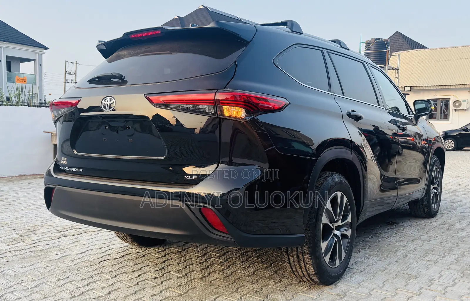Toyota Highlander XLE 2022 Gray