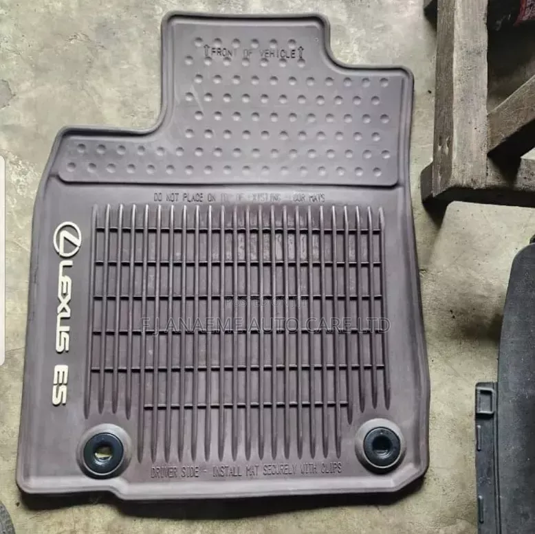 Wine Colour Lexus Es350 Footmat Rubber Carpet