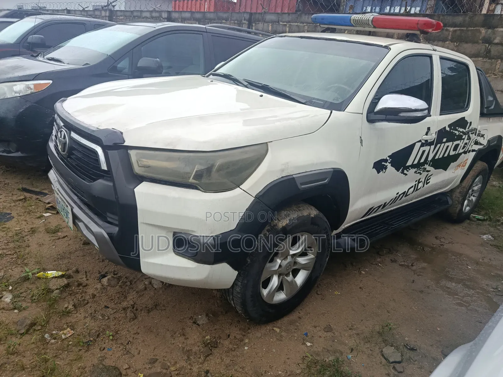 Toyota Hilux 2018 White