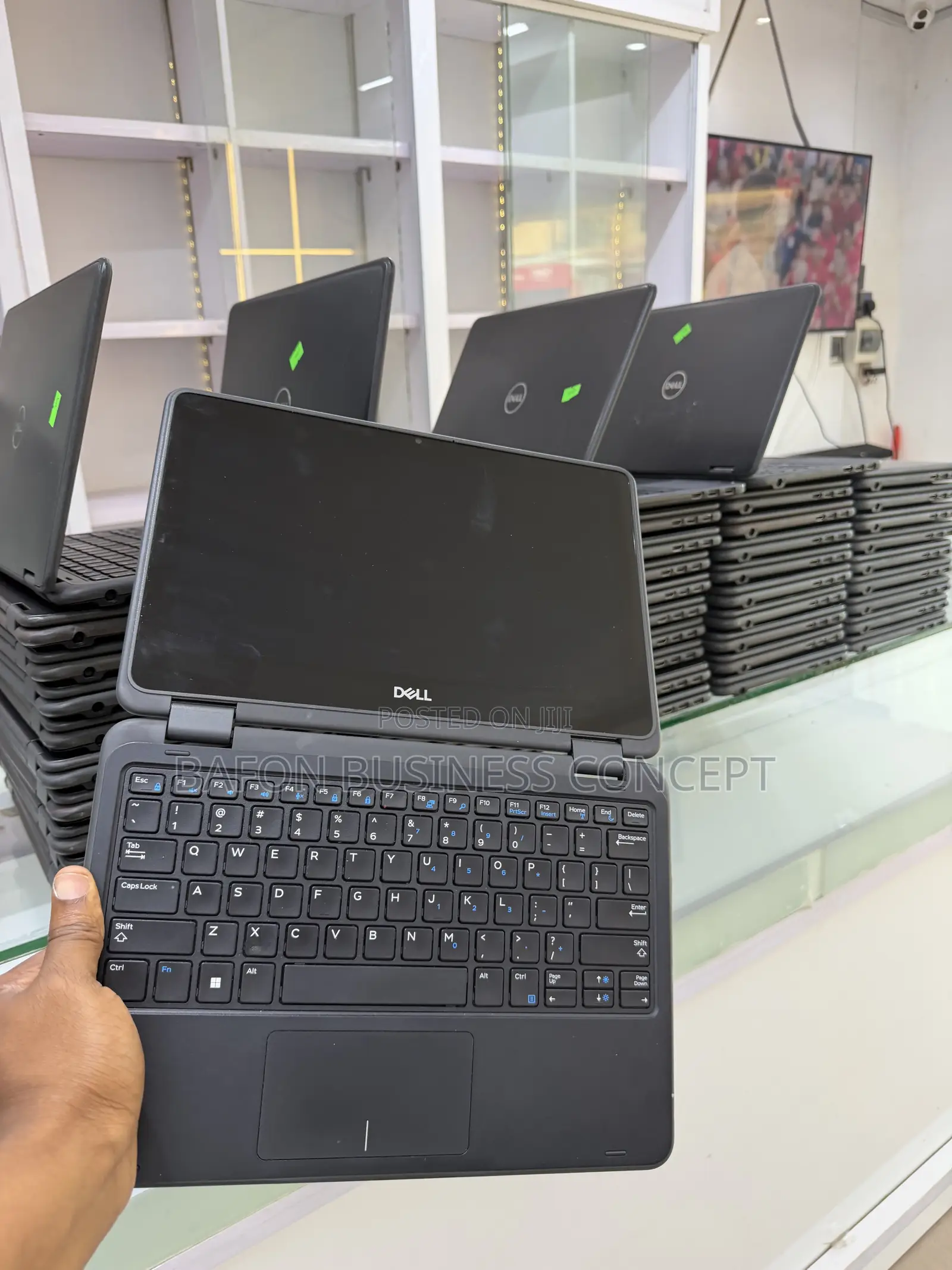 Laptop Dell Latitude 3190 2-in-1 8GB Intel Pentium SSD 128GB