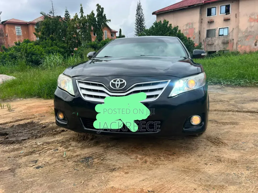 Toyota Camry 2011 Black