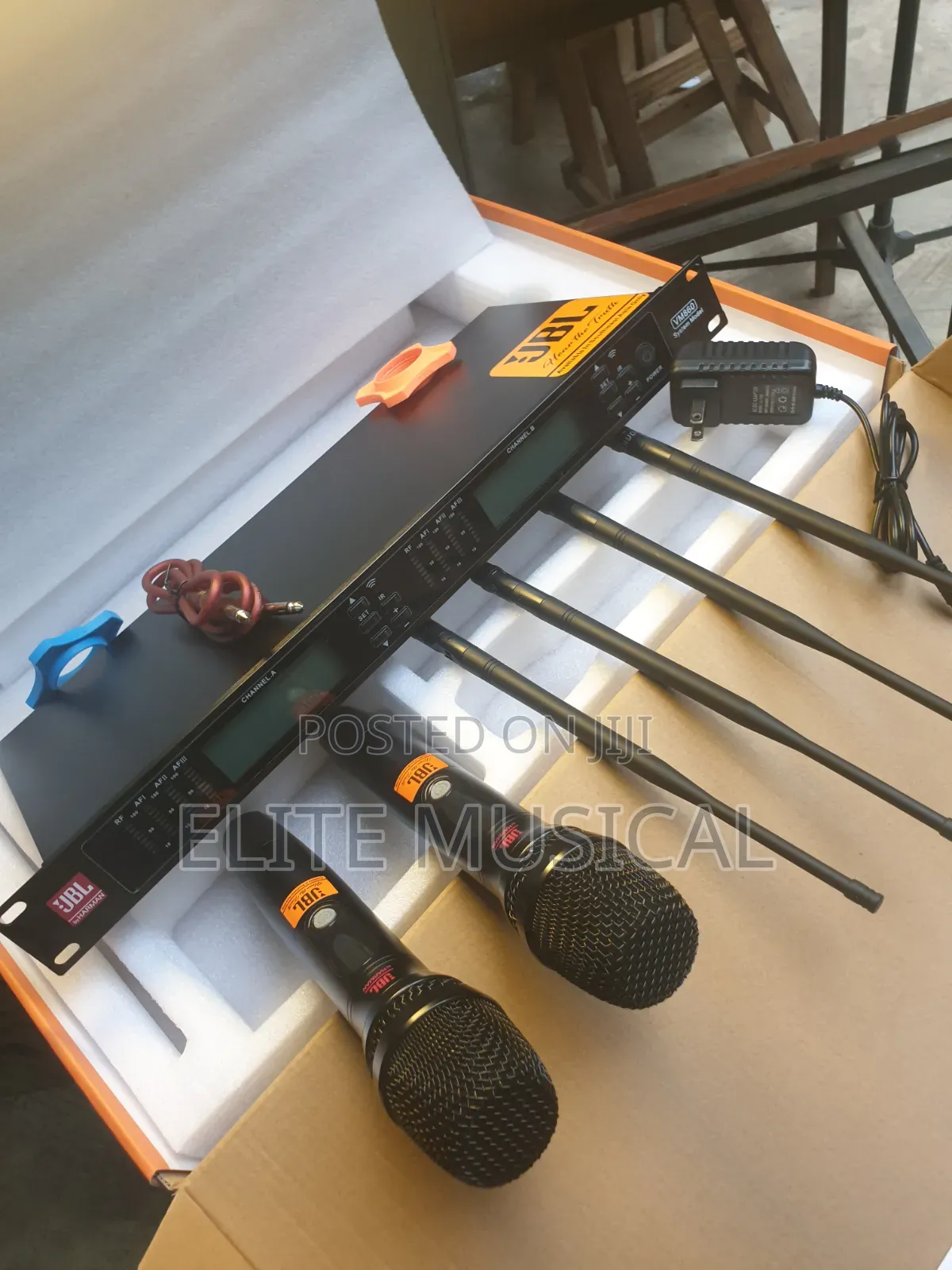 High Quality JBL VM860 Wireless Microphone