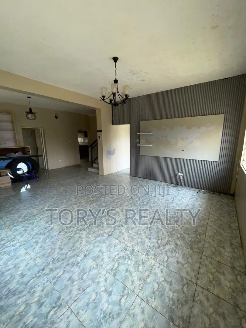 4bdrm Duplex in Lekki Expressway for rent