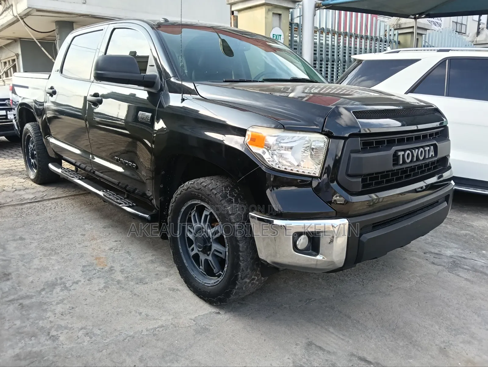 Toyota Tundra 2017 Black