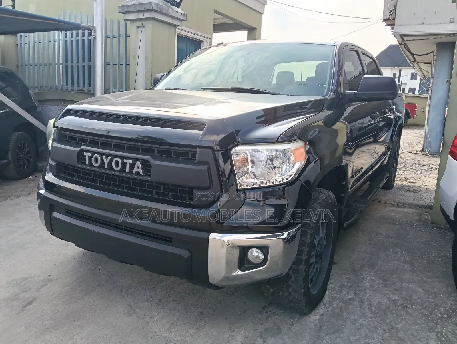 Toyota Tundra 2017 Black