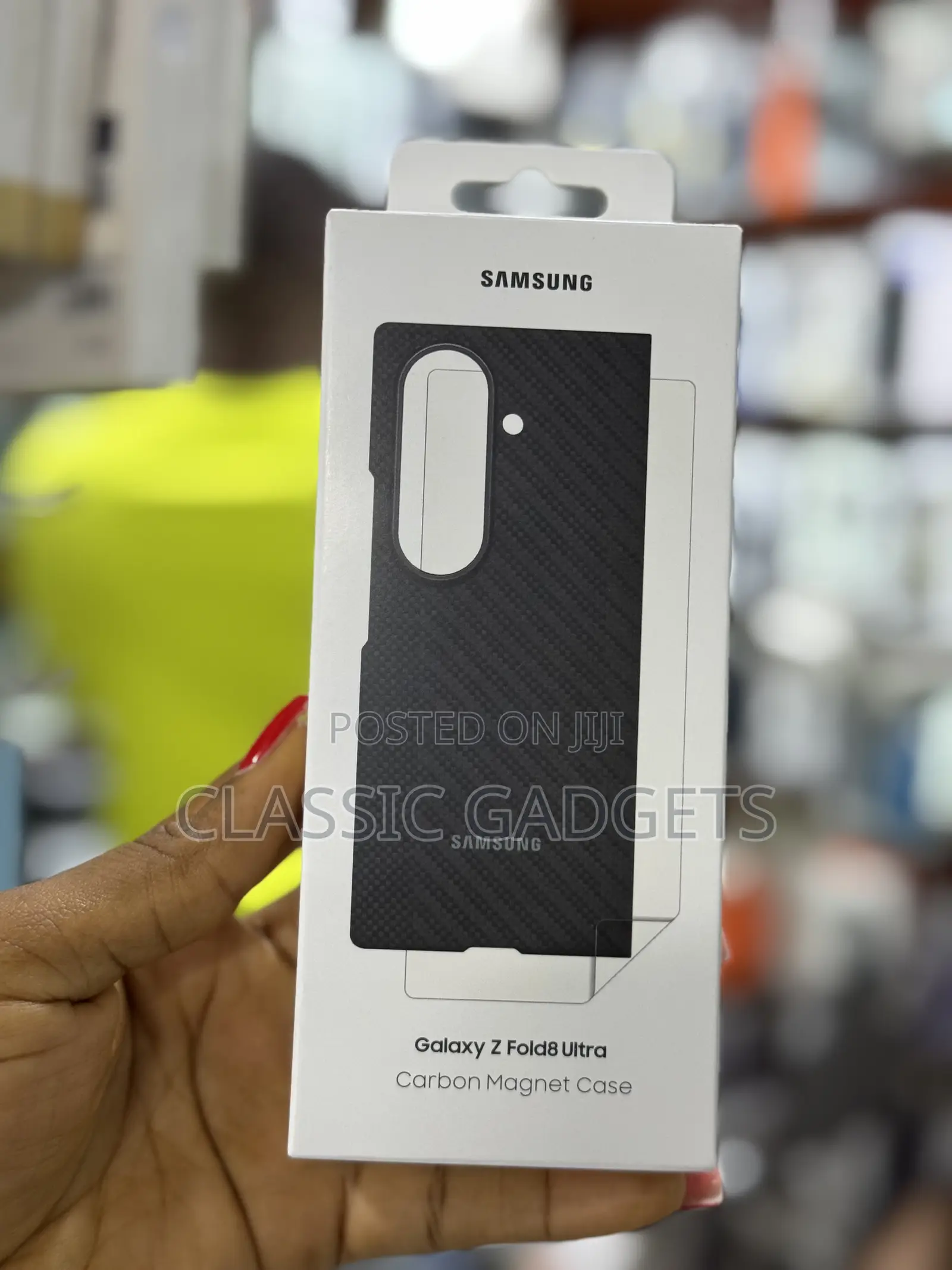 Official Carbon Magnetic Back Case for Samsung Galaxy Z Fold 8 Ultra
