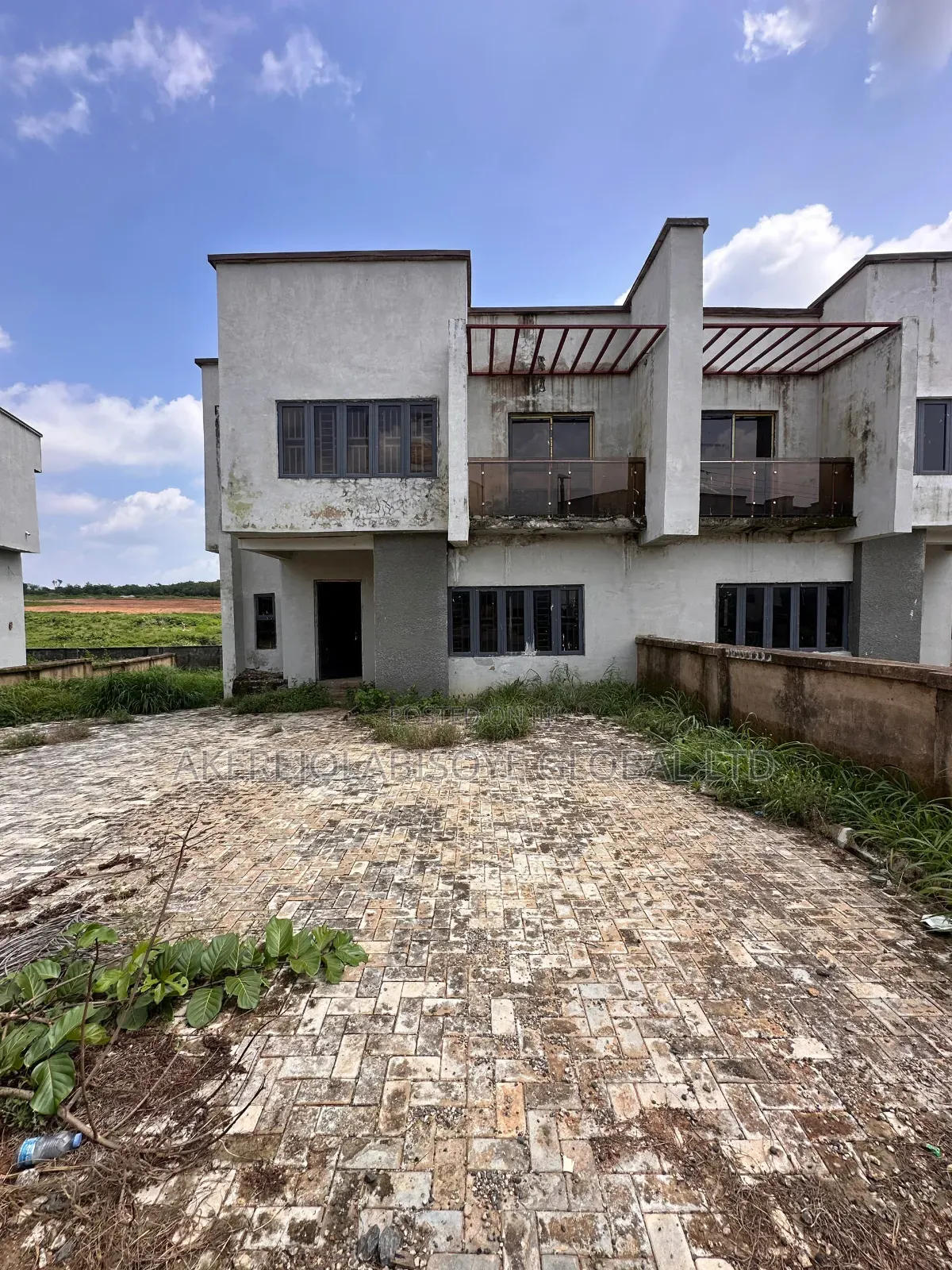 4bdrm Duplex in Gwarinpa Extension, Life Camp for sale