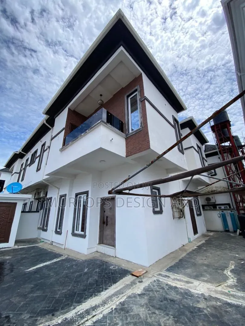 4bdrm Duplex in Ikota Gra for rent