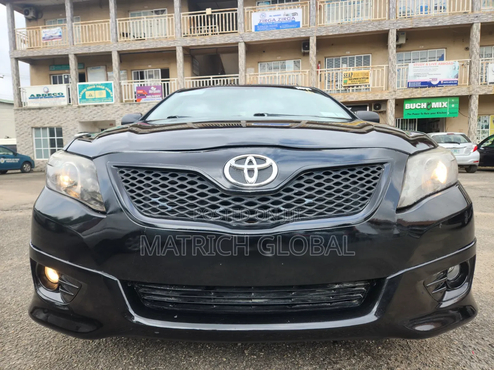 Toyota Camry SE 4dr Sedan (2.5L 4cyl 6A) 2011 Black