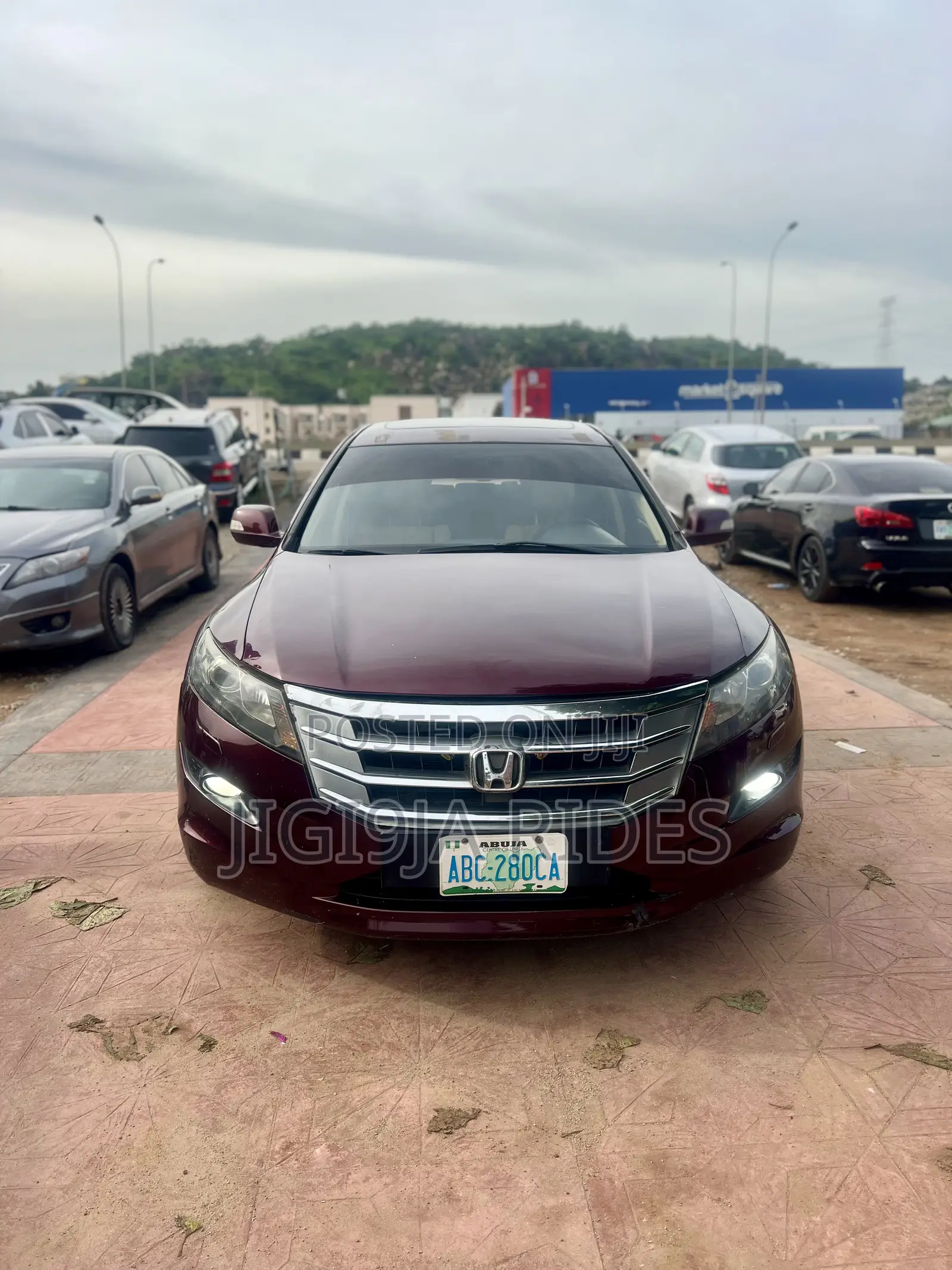 Honda Accord Crosstour 2011 Maroon