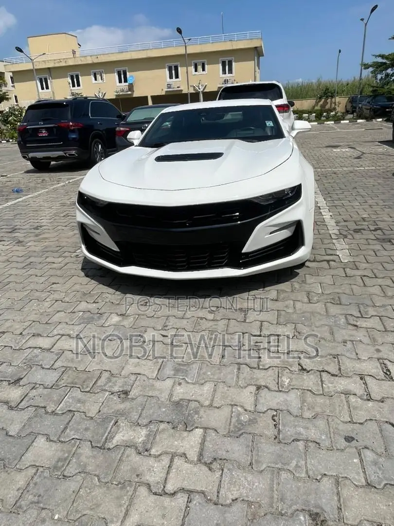 Chevrolet Camaro 2020 White