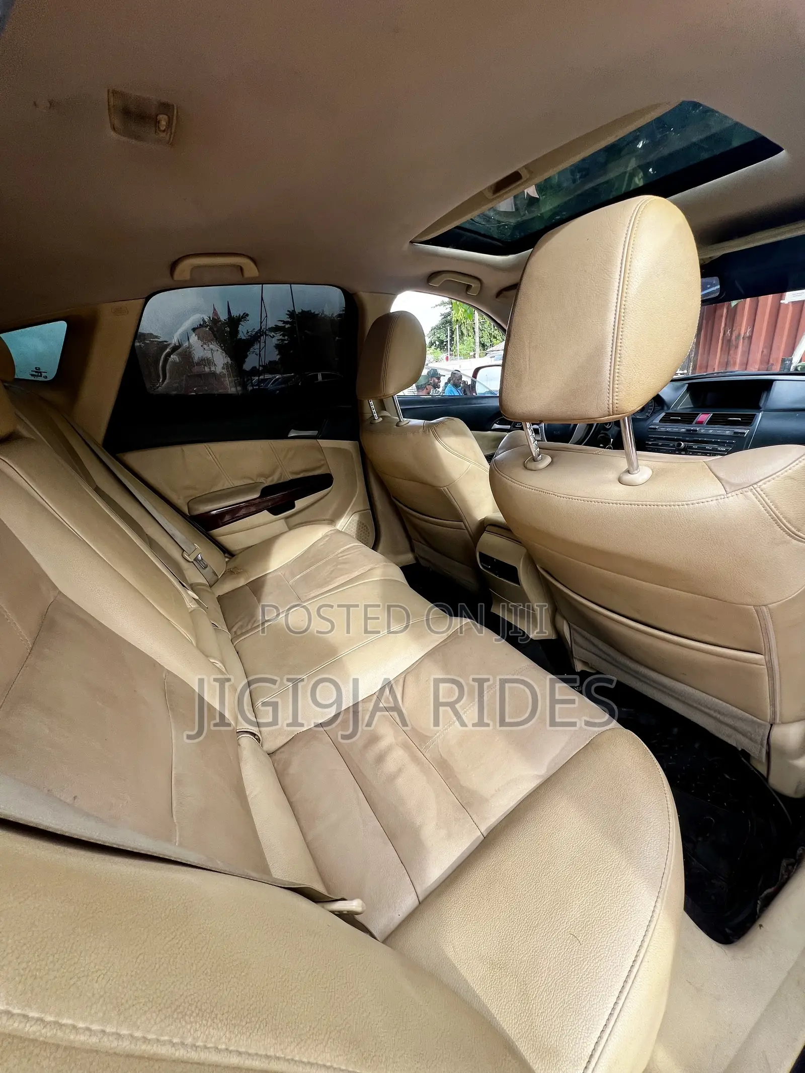 Honda Accord Crosstour 2011 Maroon