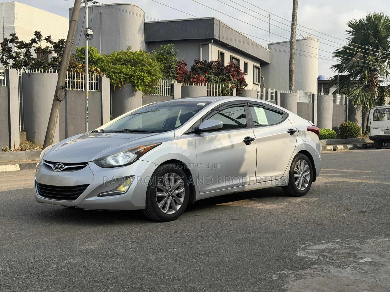 Hyundai Elantra SE 4dr Sedan (1.8L 4cyl 6A) 2015 Silver