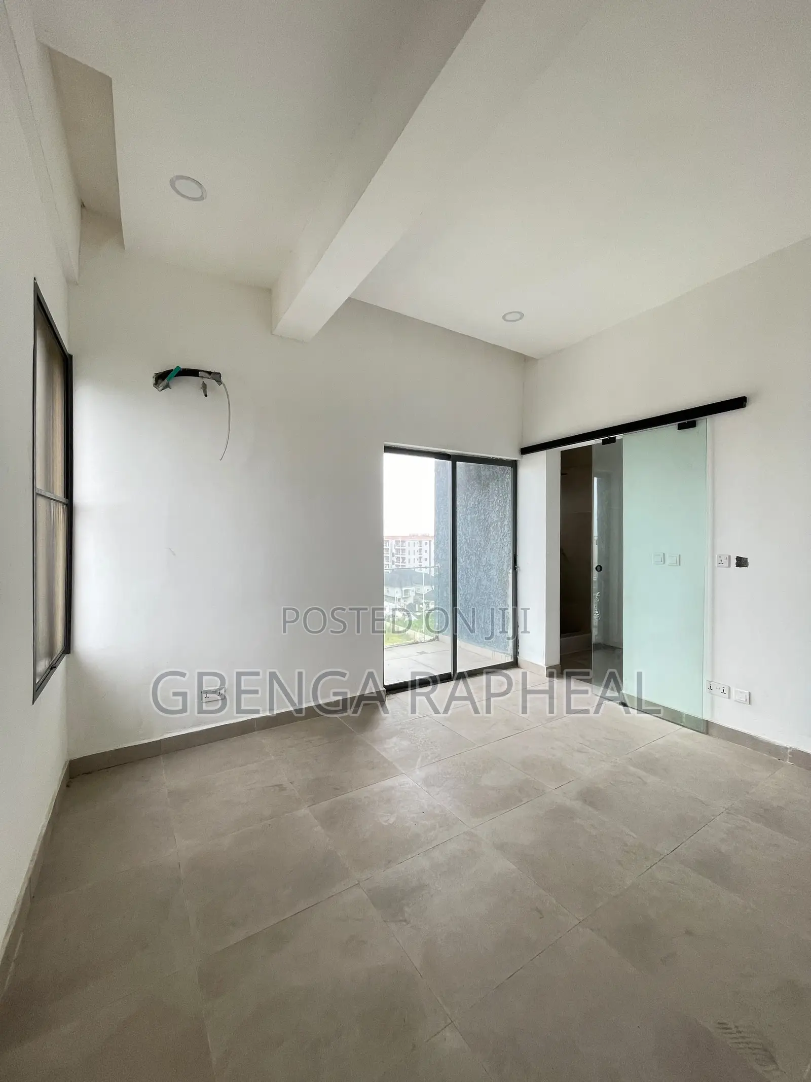 3bdrm Apartment in Ikate for sale