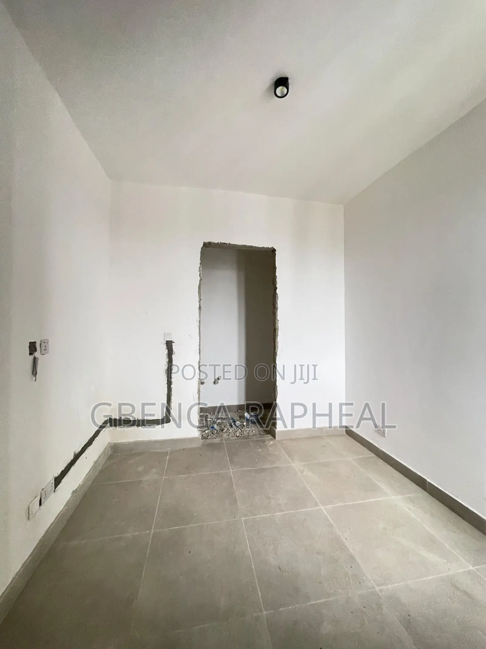 3bdrm Apartment in Ikate for sale