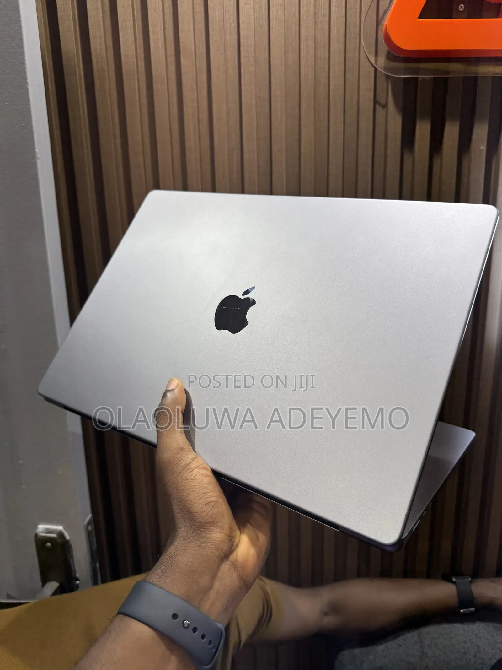 Laptop Apple MacBook Pro 2020 M1 32GB Apple M1 Pro SSD 1T