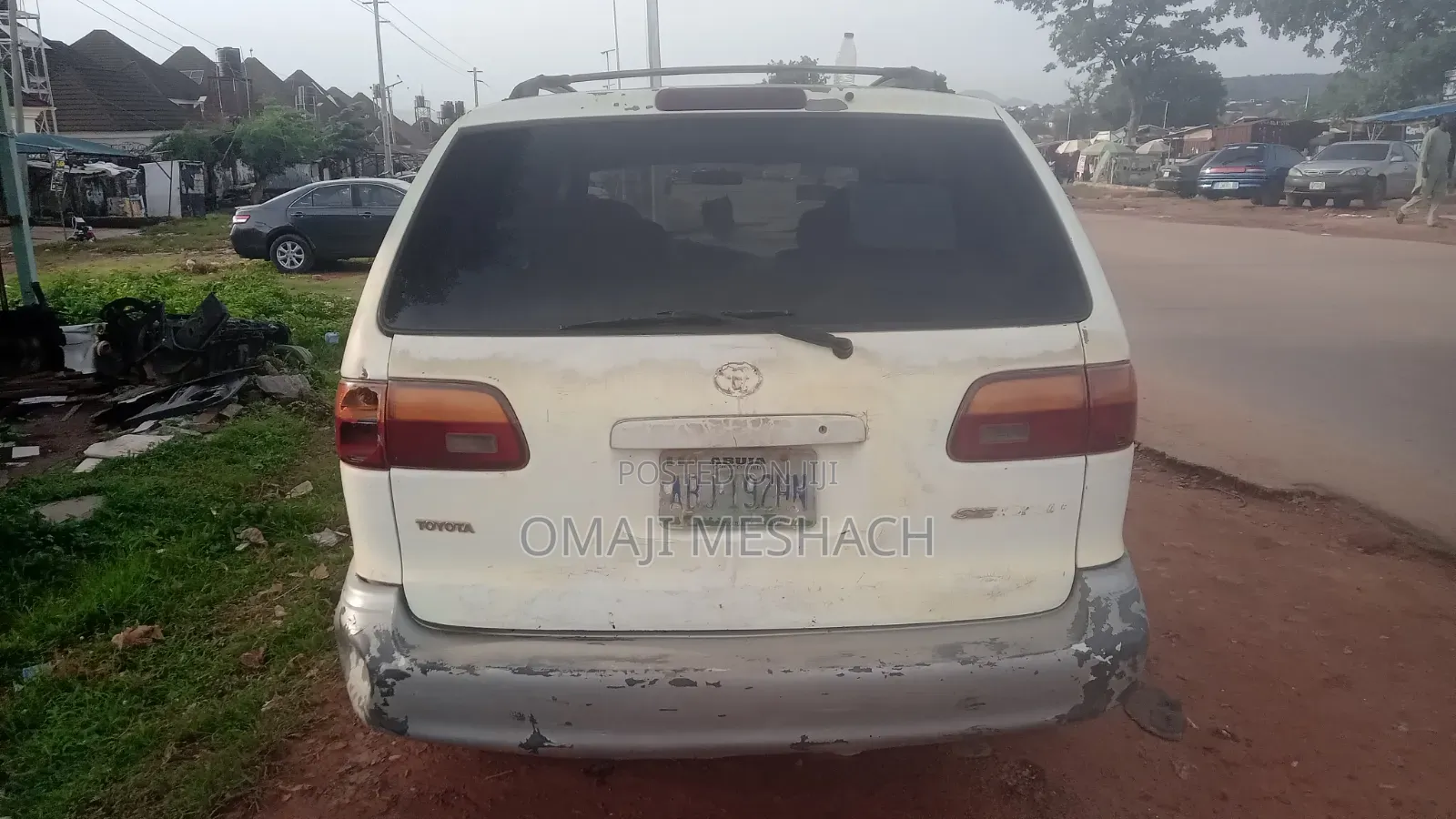 Toyota Sienna 2000 White