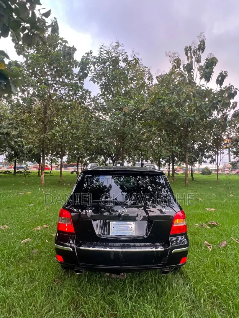 Mercedes-Benz GLK-Class 2010 Black