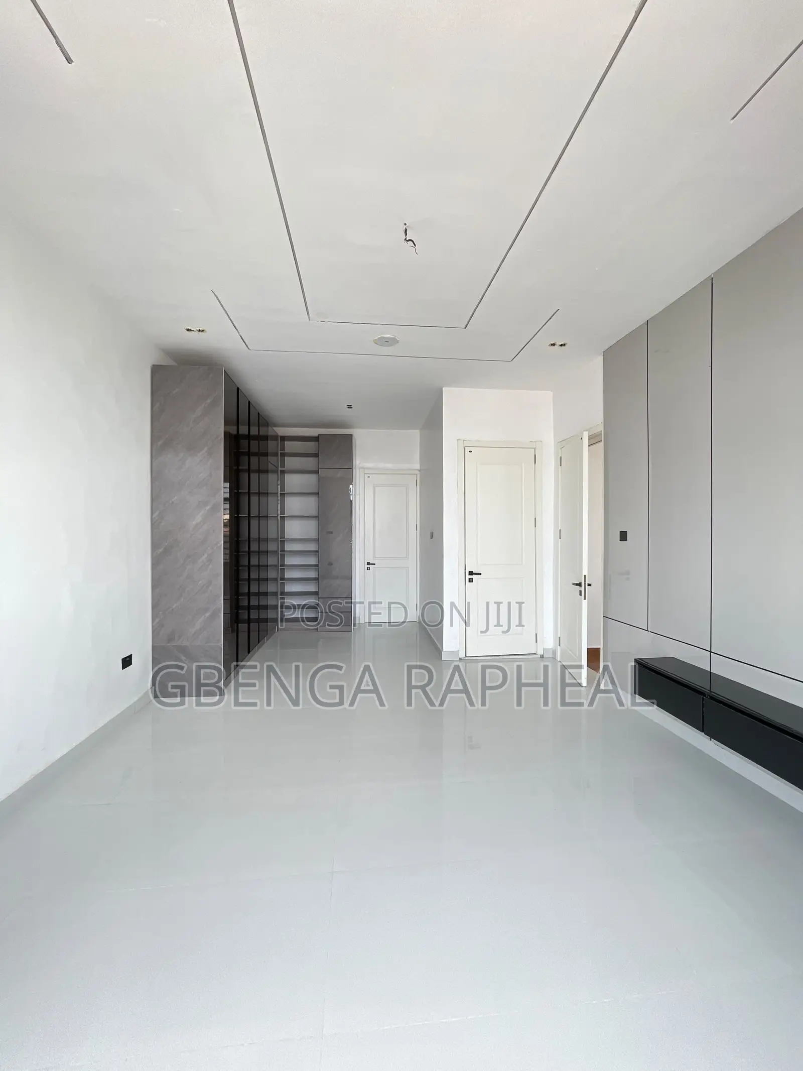 5bdrm Duplex in Chevron, Lekki for sale