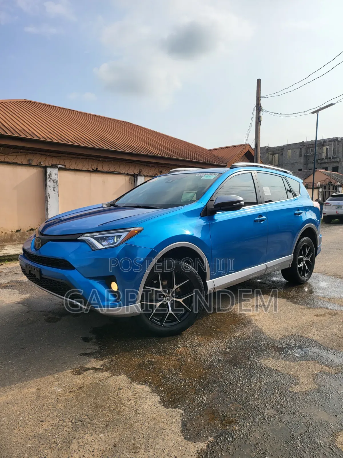 Toyota RAV4 2018 Blue