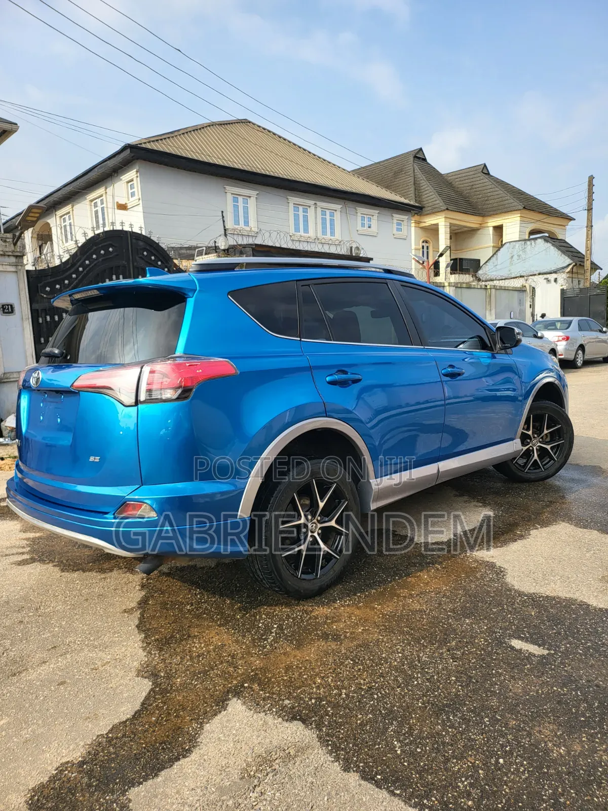 Toyota RAV4 2018 Blue