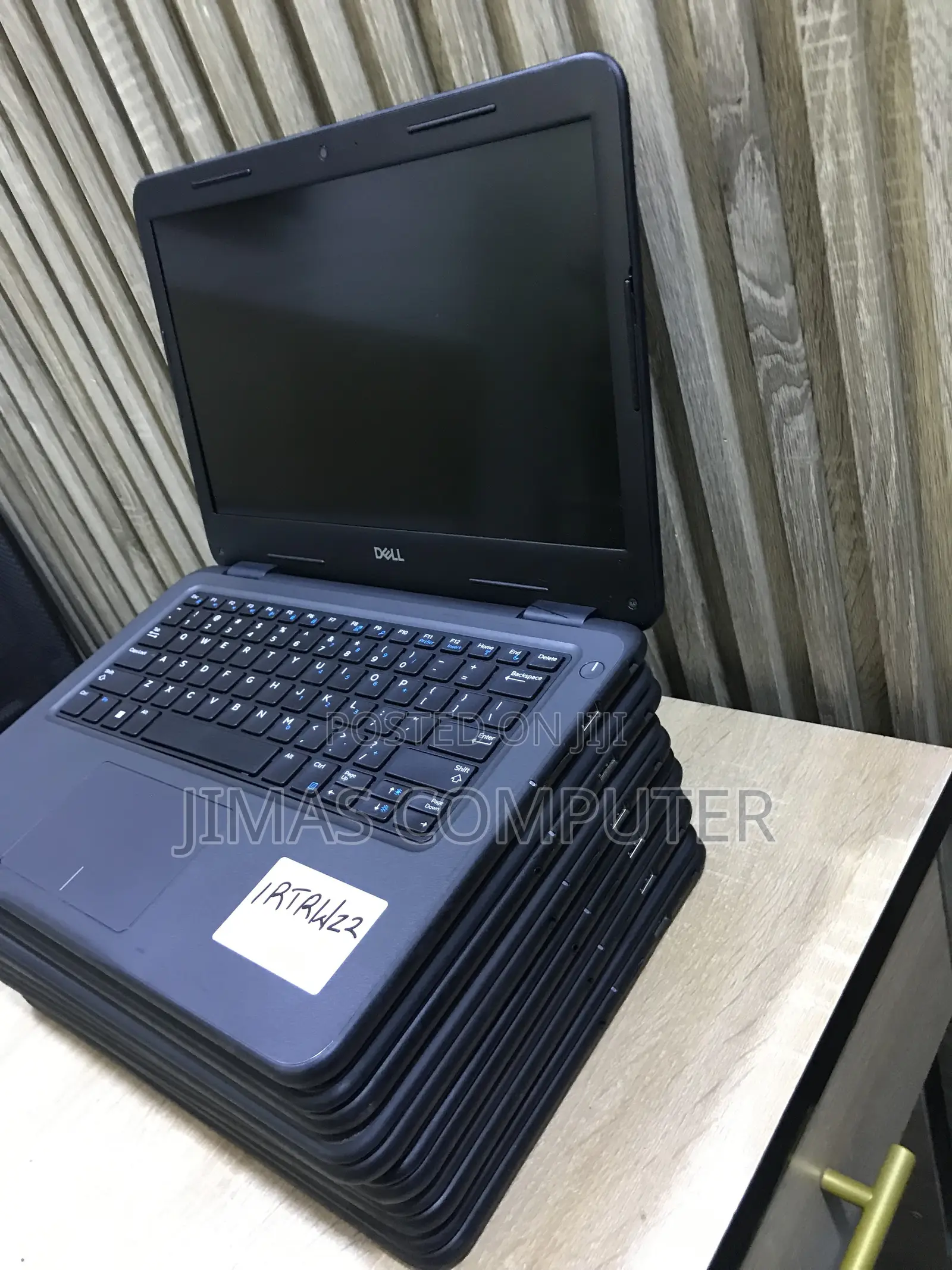Laptop Dell Latitude 3301 4GB Intel Celeron SSD 128GB