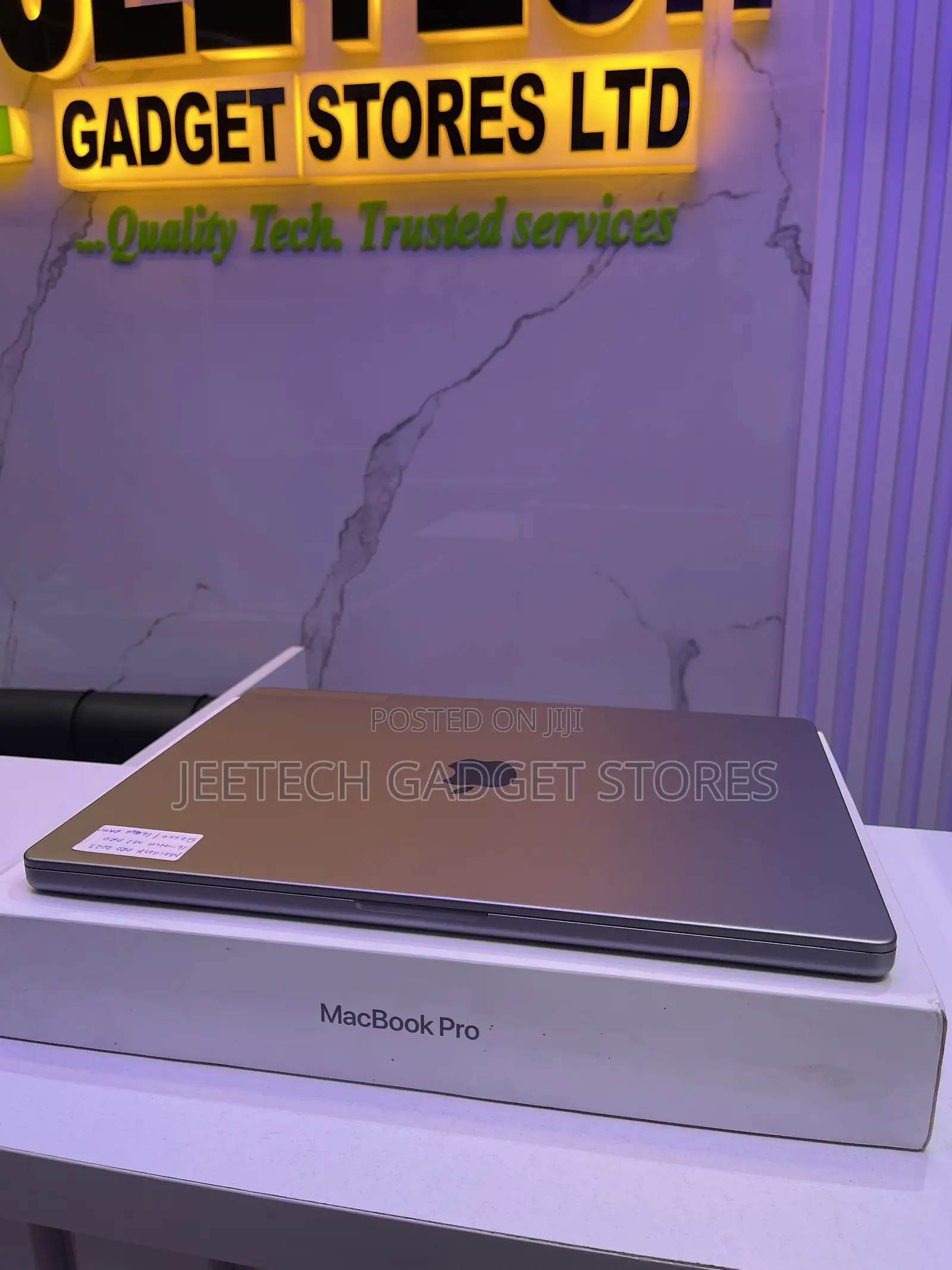 Laptop Apple MacBook Pro 2023 M2 Pro 16GB Apple M2 Ultra SSD 512GB