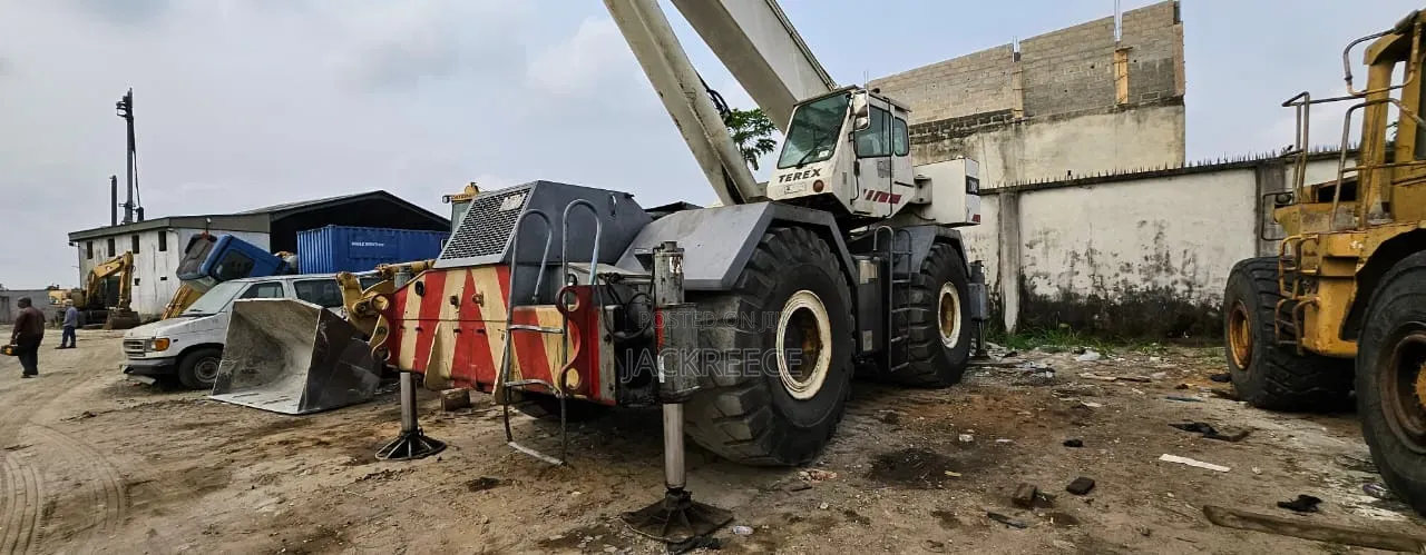 100 Tons 4/4 Terex