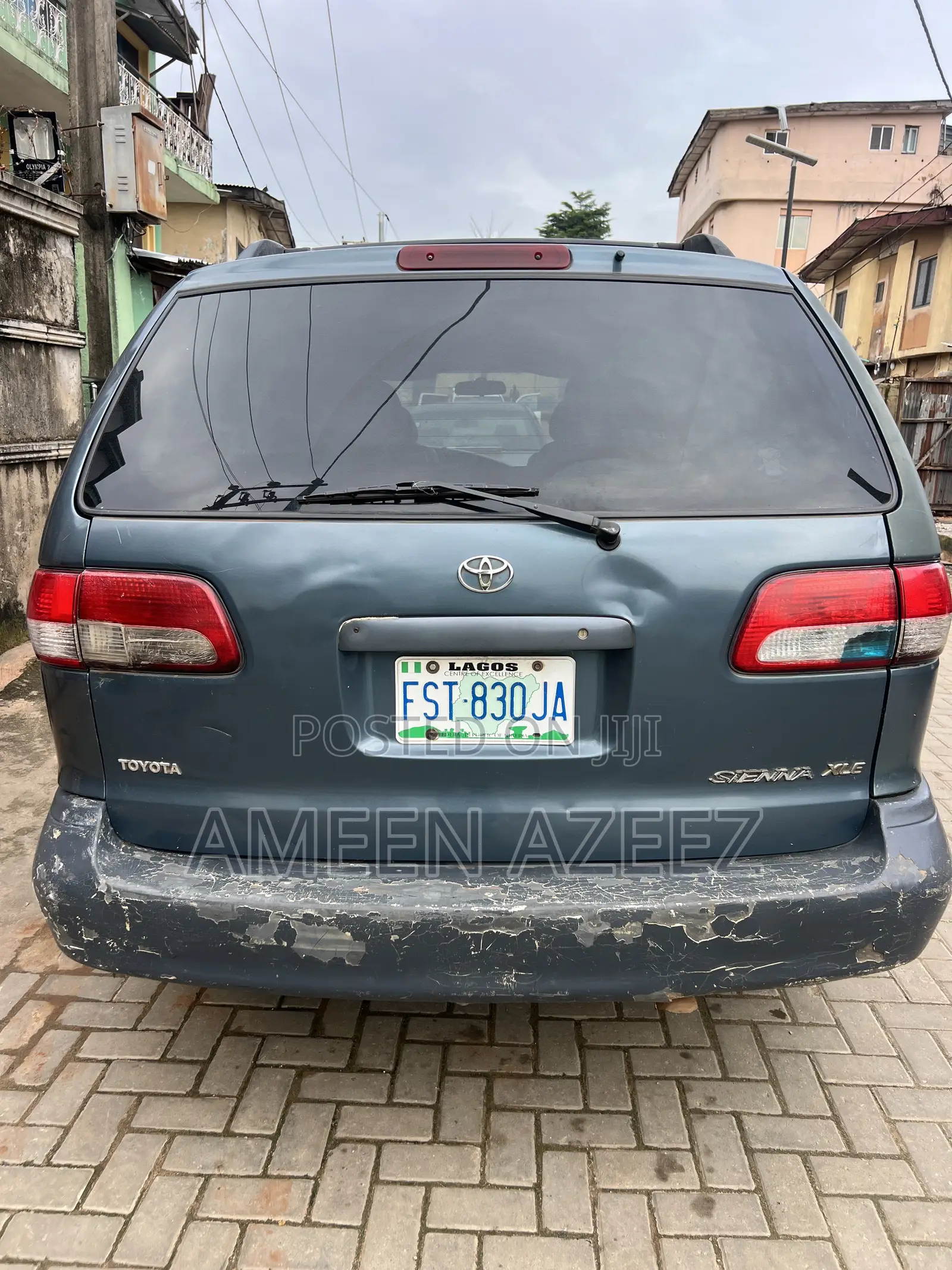 Toyota Sienna 2000 Teal