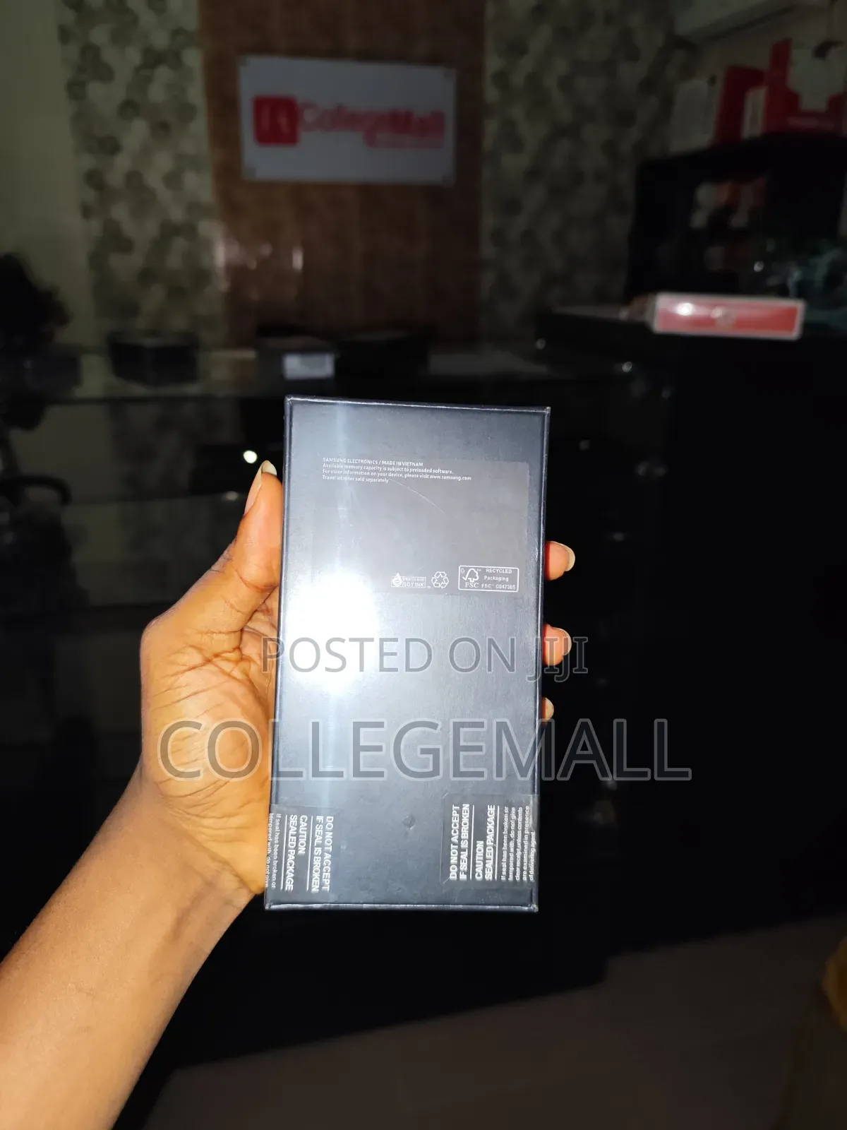 New Samsung Galaxy S21 5G 128 GB Black
