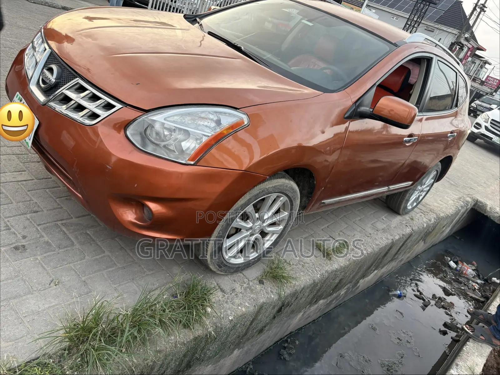 Nissan Rogue S 2012 Brown