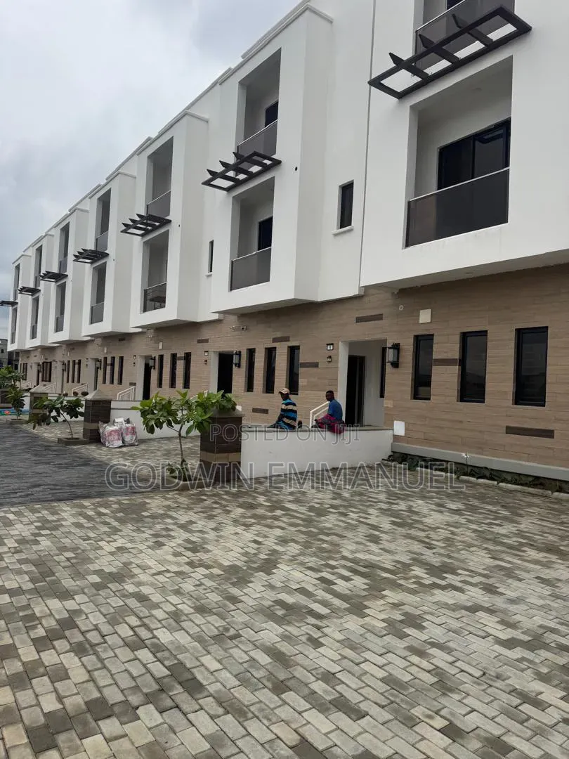 4bdrm Duplex in Gilmore, Jahi for rent