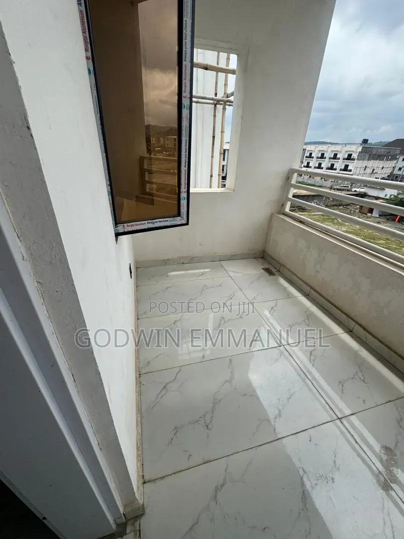 4bdrm Duplex in Gilmore, Jahi for rent
