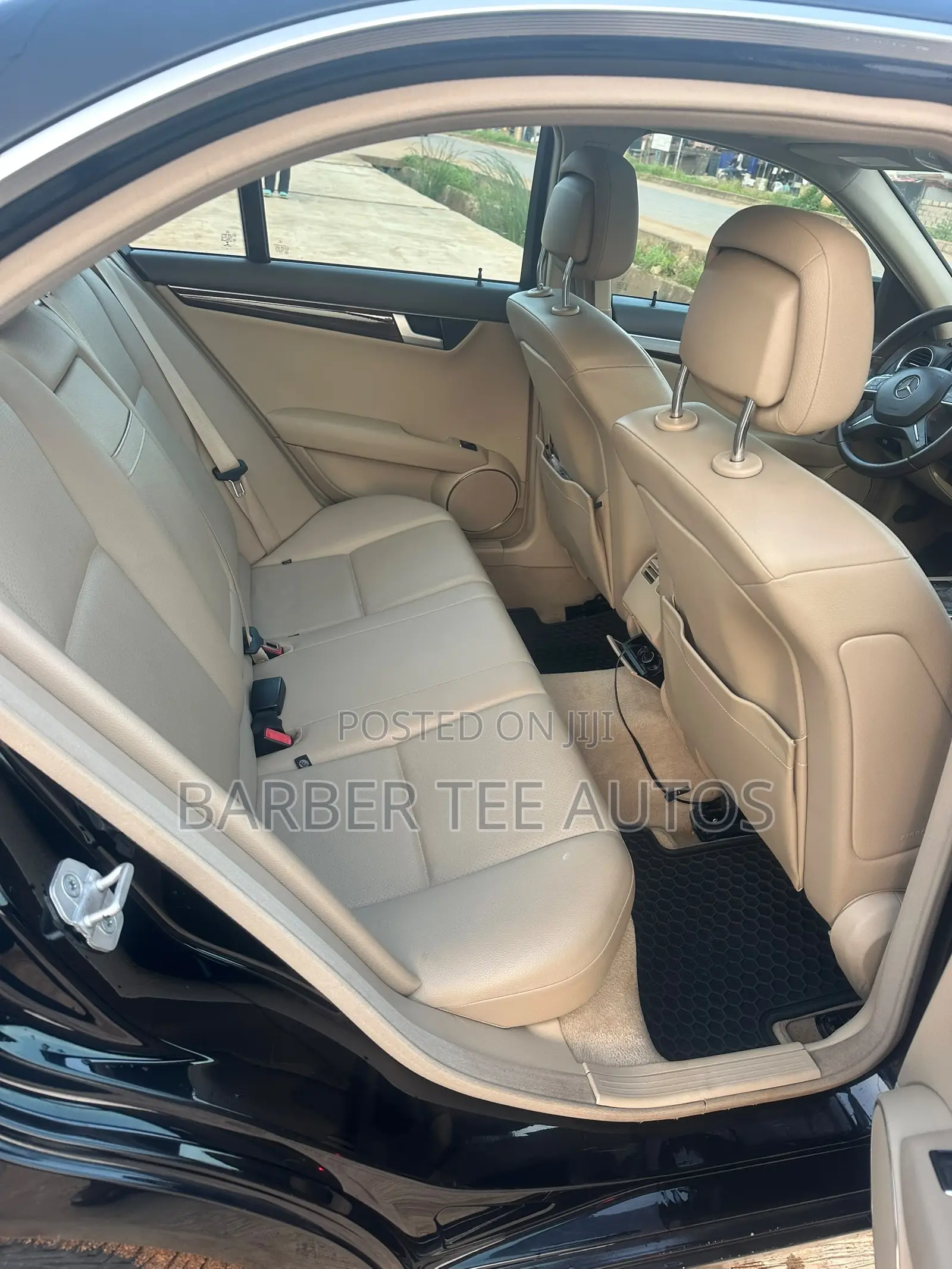 Mercedes-Benz C300 Luxury 4Matic Sedan AWD (3.5L 6cyl 7A) 2014 Black
