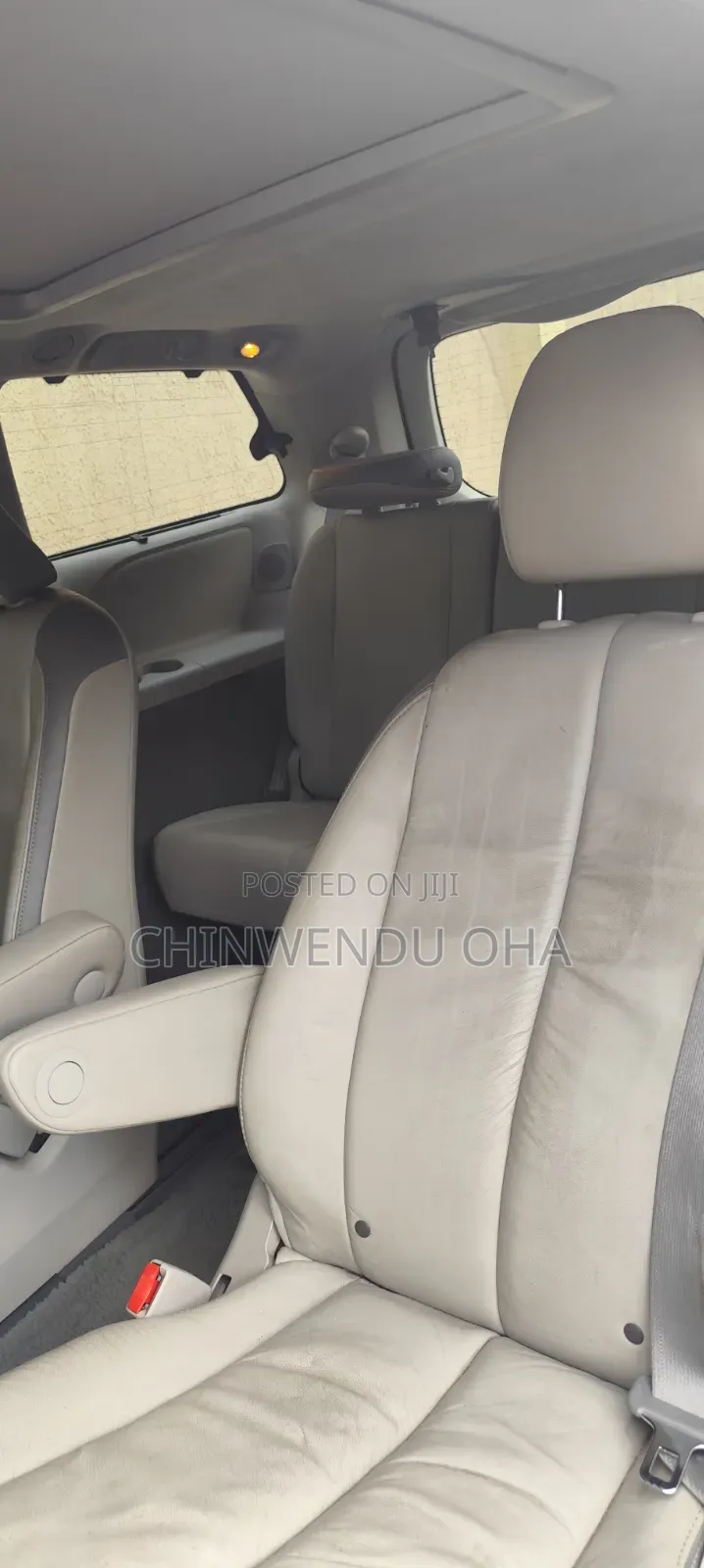 Toyota Sienna 2012 Black