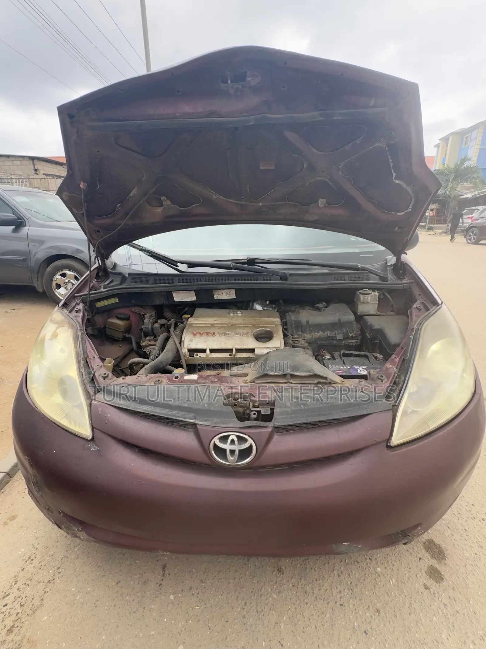 Toyota Sienna 2007 Red