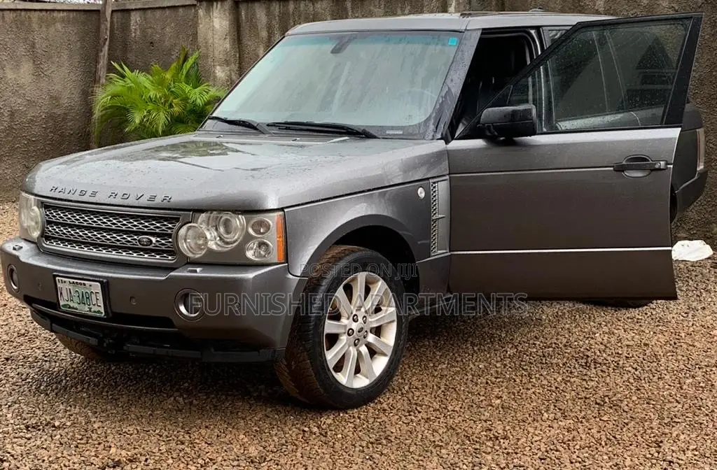 Land Rover Range Rover Supercharged 2010 Gray