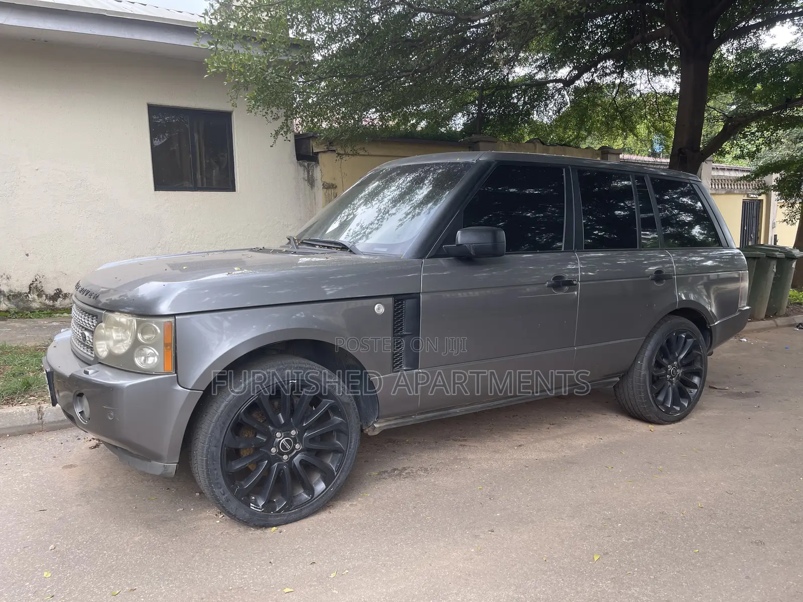 Land Rover Range Rover Supercharged 2010 Gray