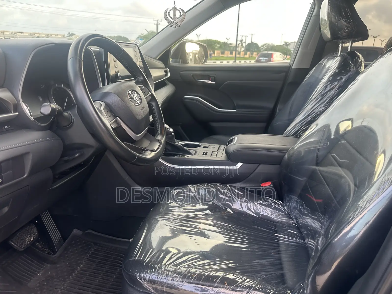 Toyota Highlander XLE 2022 Black