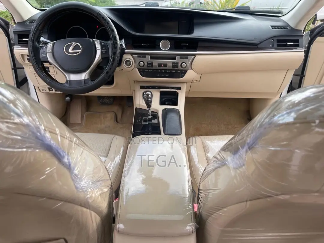 Lexus ES 350 FWD 2014 White