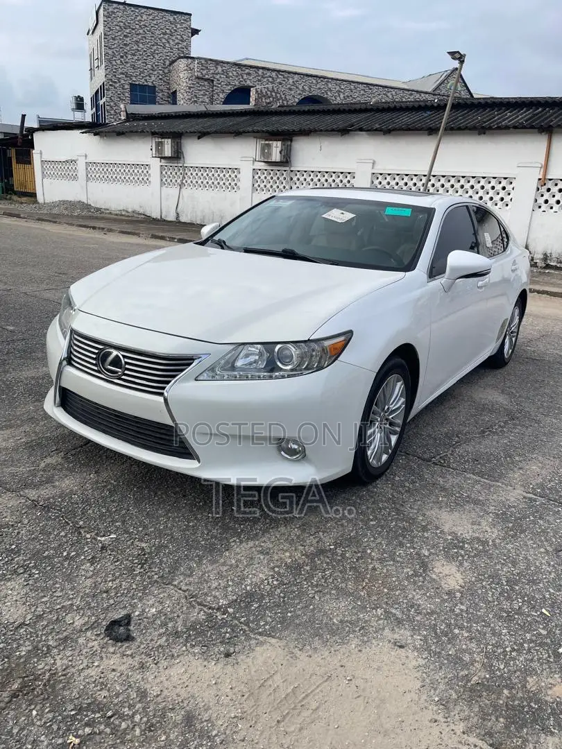 Lexus ES 350 FWD 2014 White
